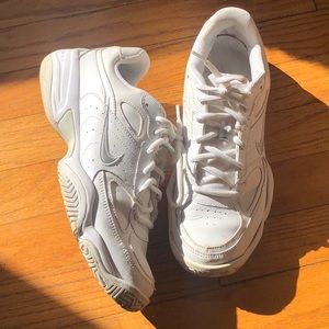 Nike Womens City Court Shoe White Sneaker